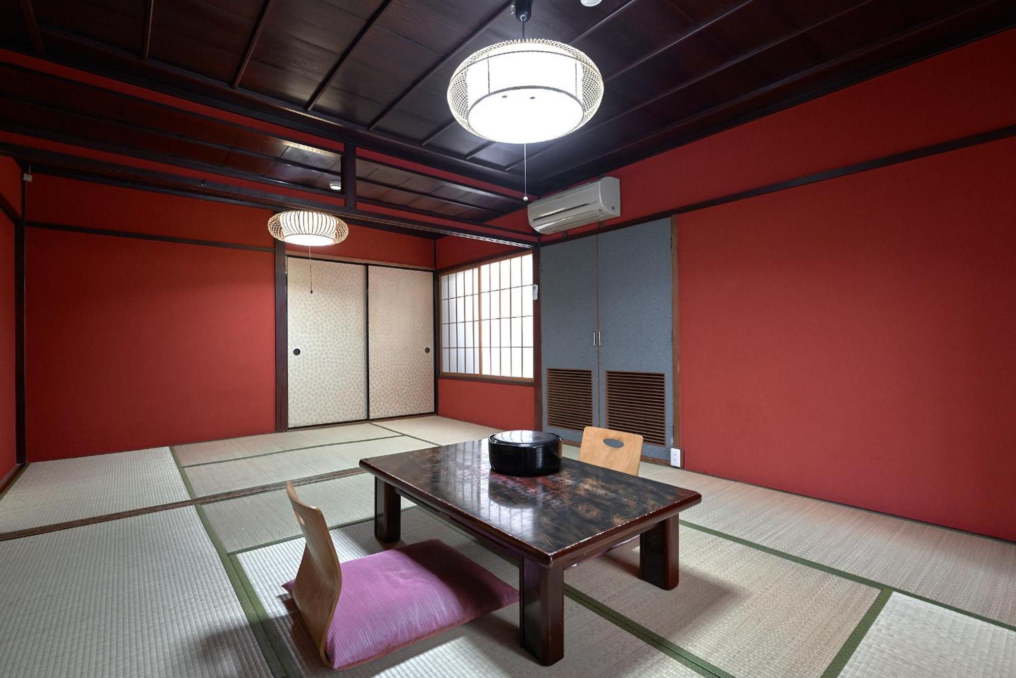 Ryokan Yamamuro Kanazawa Pokoj fotografie