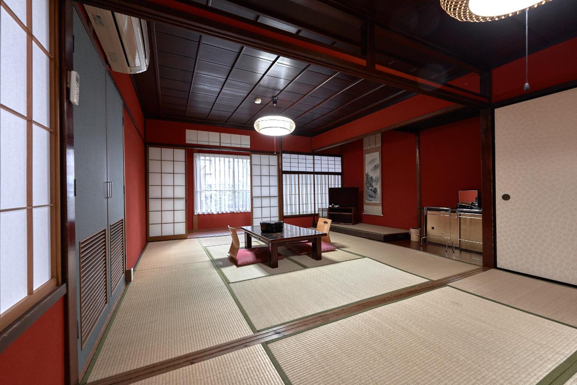 Ryokan Yamamuro Kanazawa Pokoj fotografie